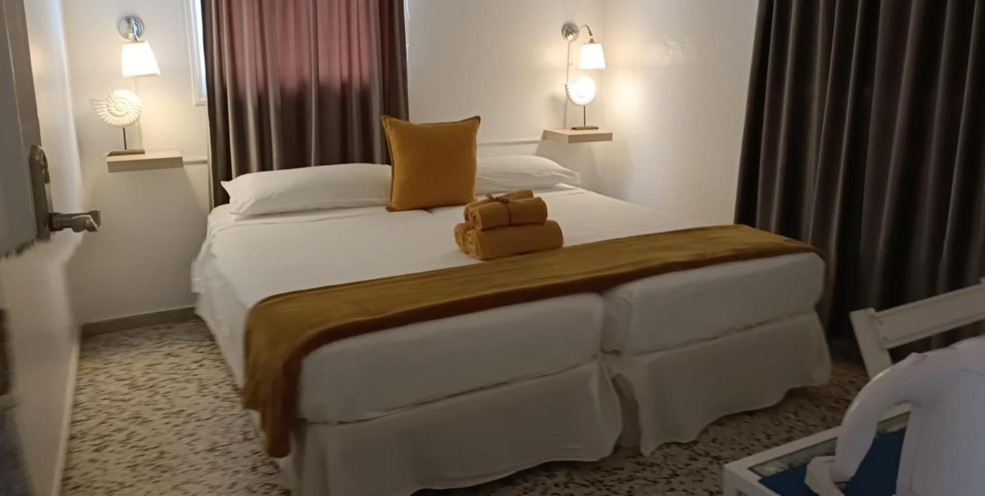 Pension Playa Los Cristianos  Exterior photo